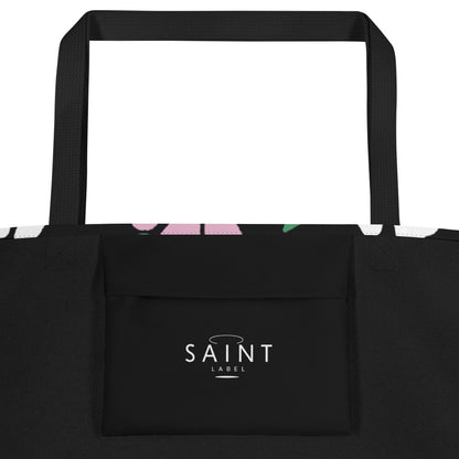 Inside pocket view showing a black interior pocket with “Saint Label” branding.