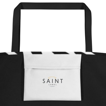 Inside pocket view showing a white interior pocket with “Saint Label” branding.